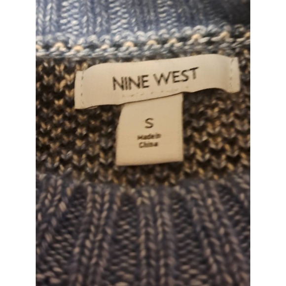 Nine West Women's Long Sleeve Light Blue Cheetah Print Pullover - Picture 3 of 4